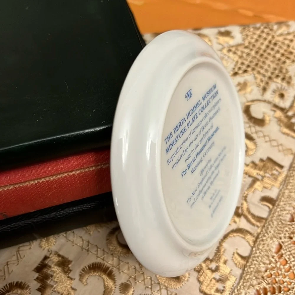 Hummel Vintage Mini‎ Plate